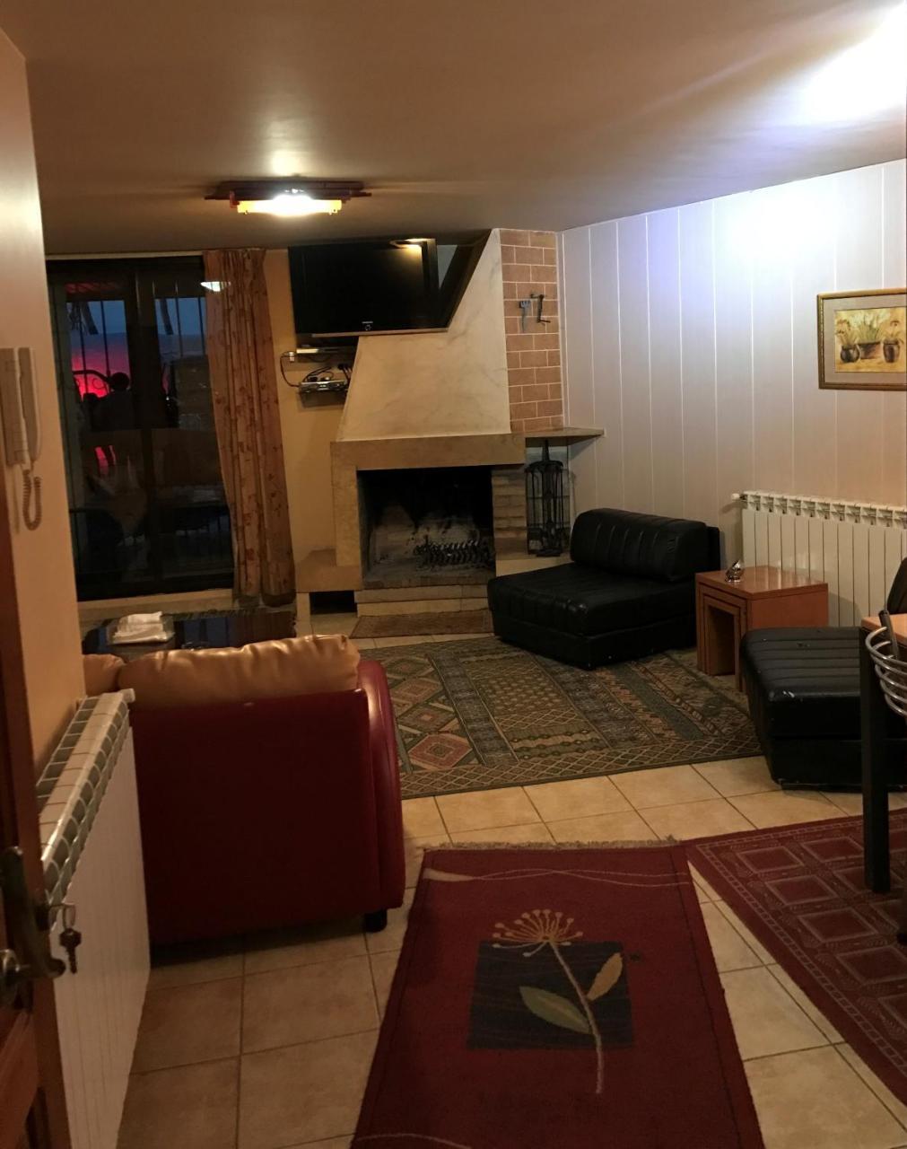 Stone Chalets Fārayyā Dış mekan fotoğraf